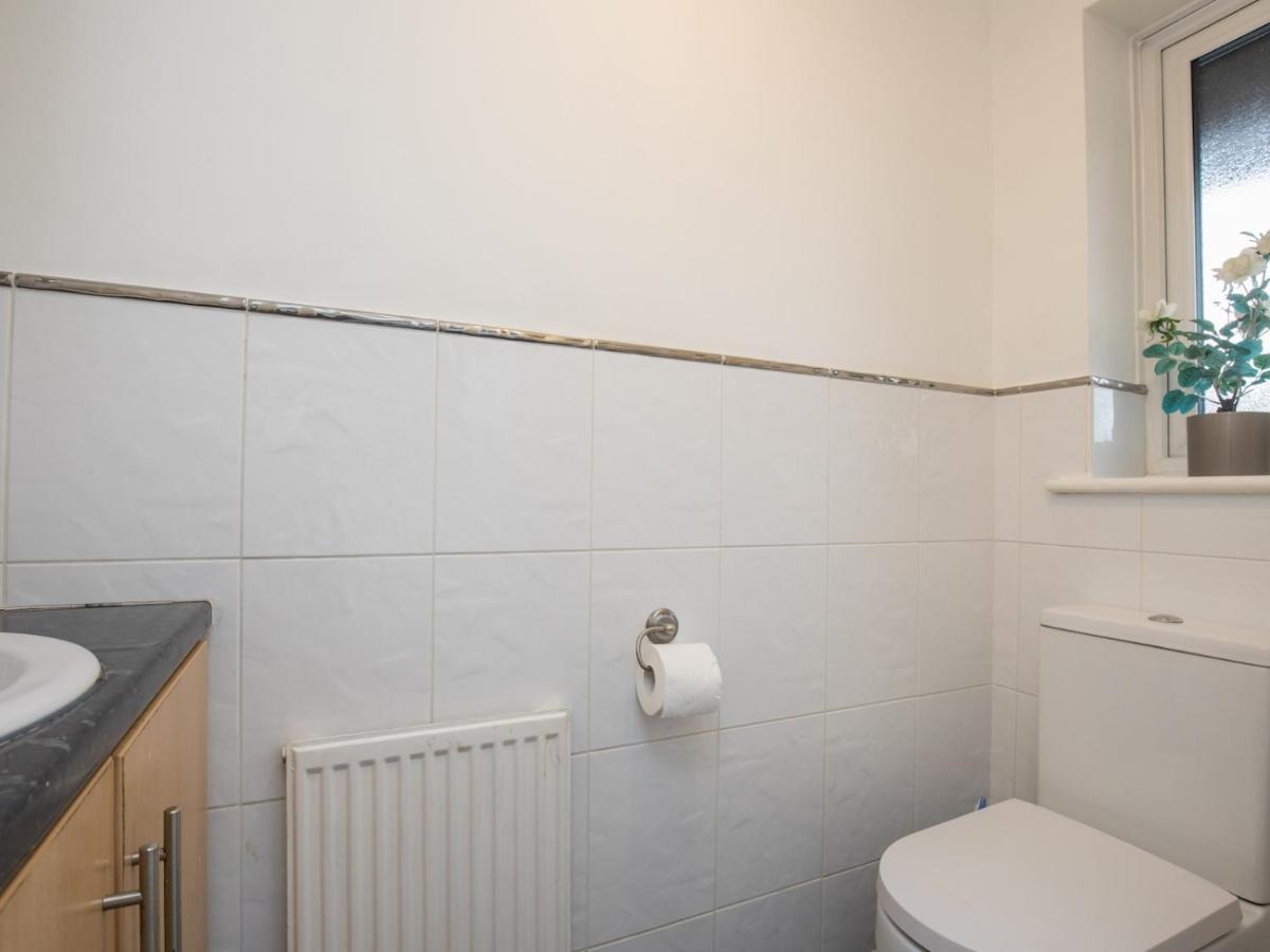 Pass The Keys Spacious 3 Bed By River Thames Old Holiday home *