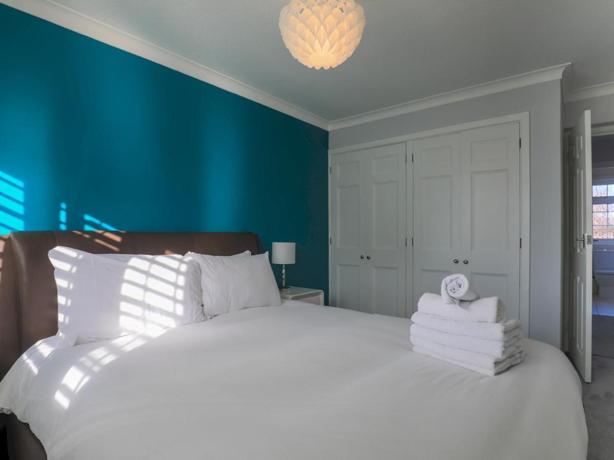 Pass The Keys Spacious 2 Bed Apartment *