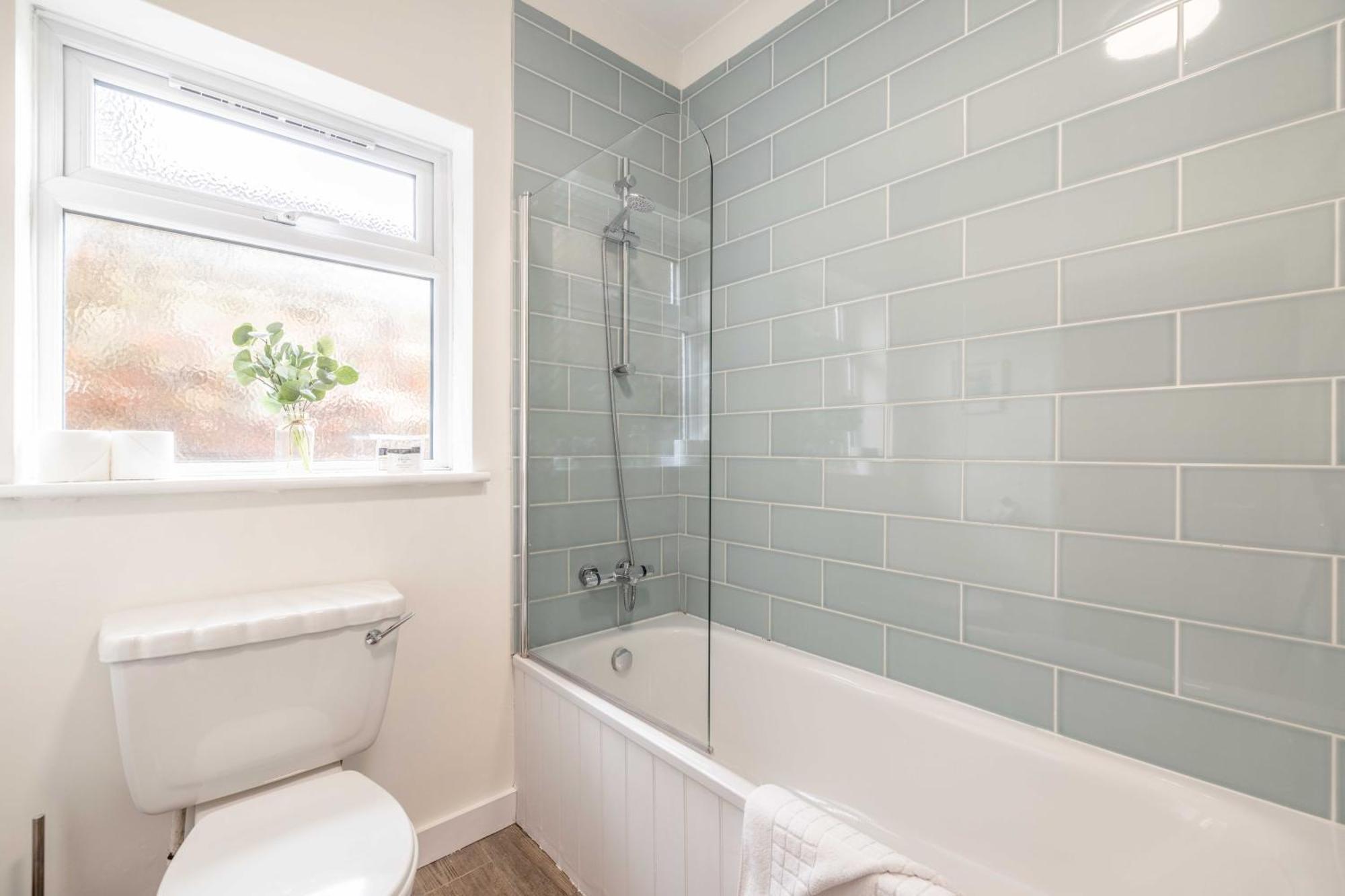 Stylish 5 Min Walk To Castle * Windsor