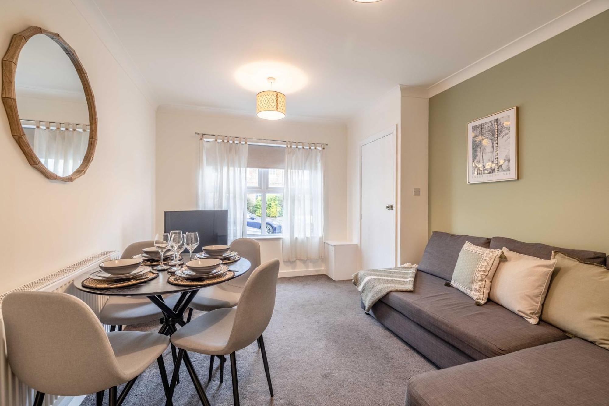 Apartment Stylish 5 Min Walk To Castle Windsor