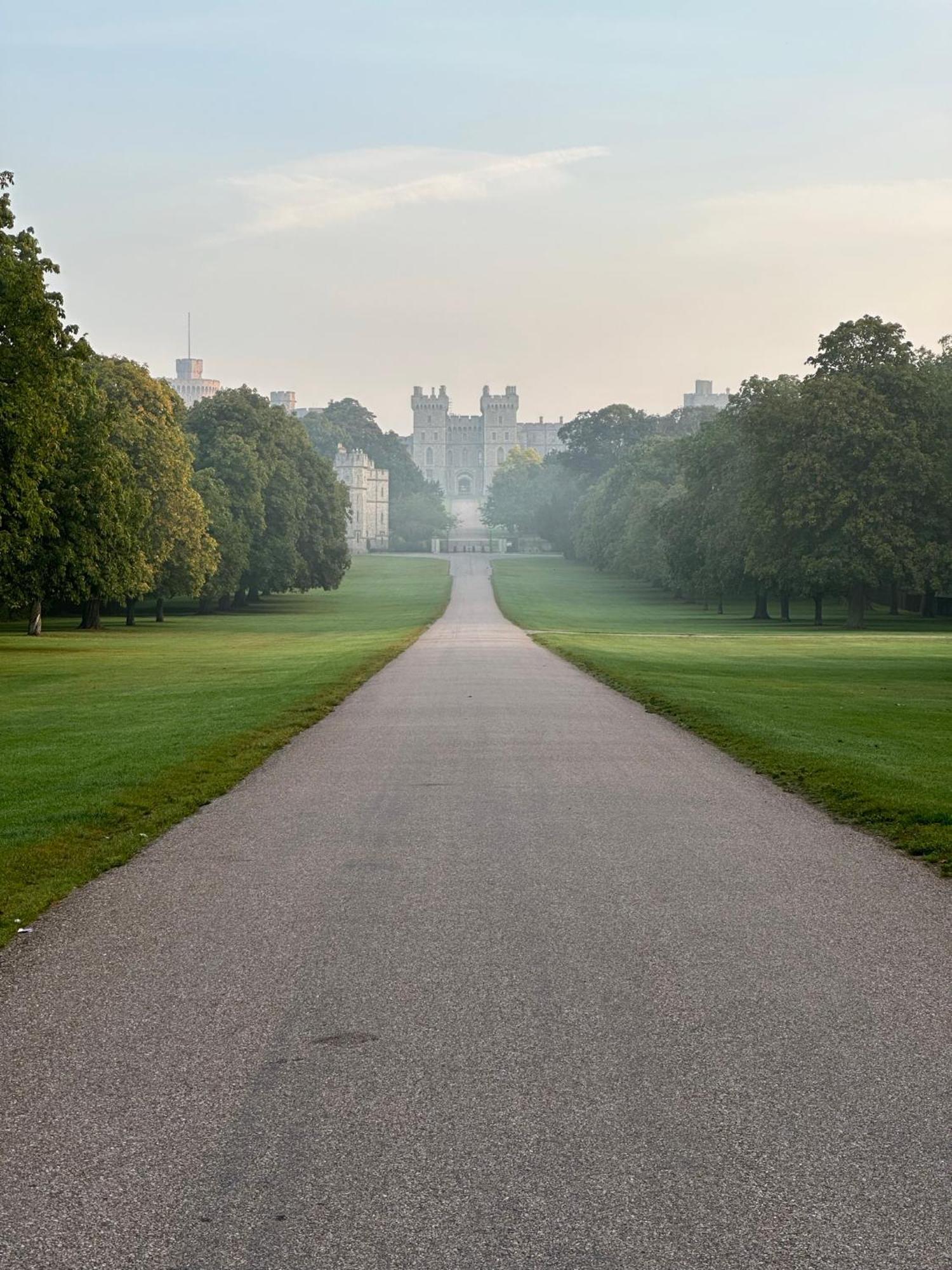 Apartment Romantic Royal Windsor