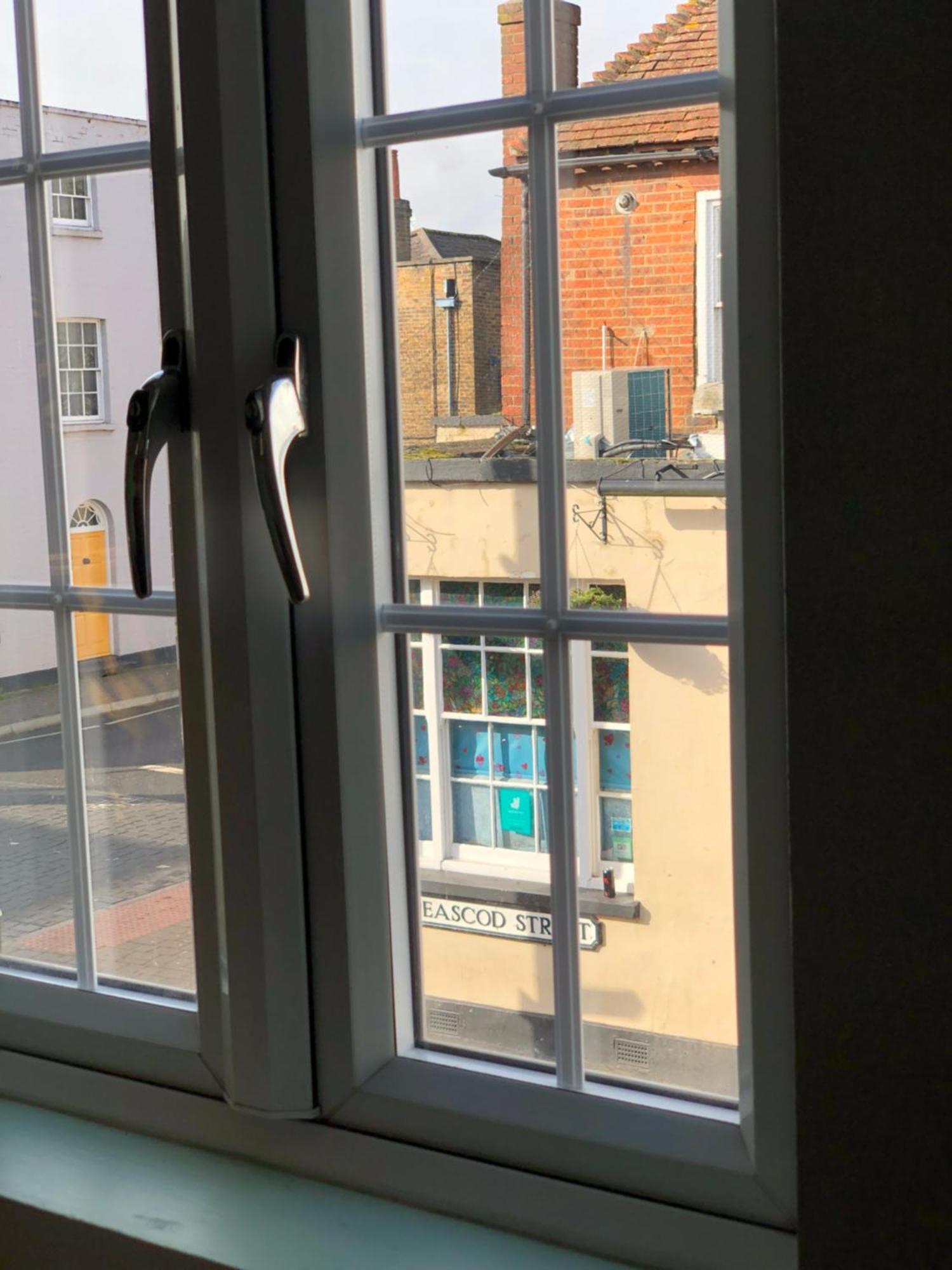 One Bed In Town Centre, 5 Min Walk To The Castle!! Apartamento