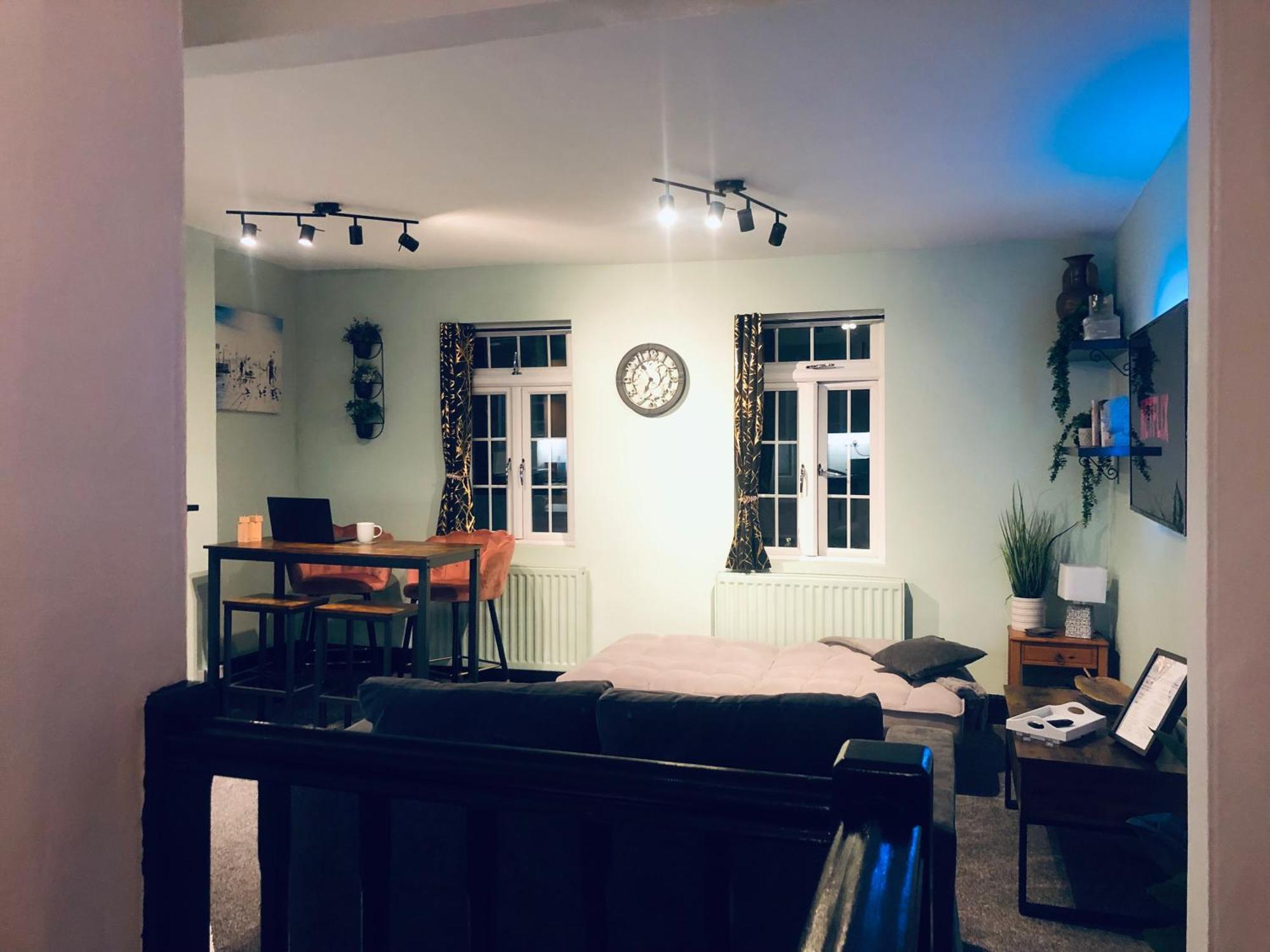 Apartamento One Bed In Town Centre, 5 Min Walk To The Castle!! *