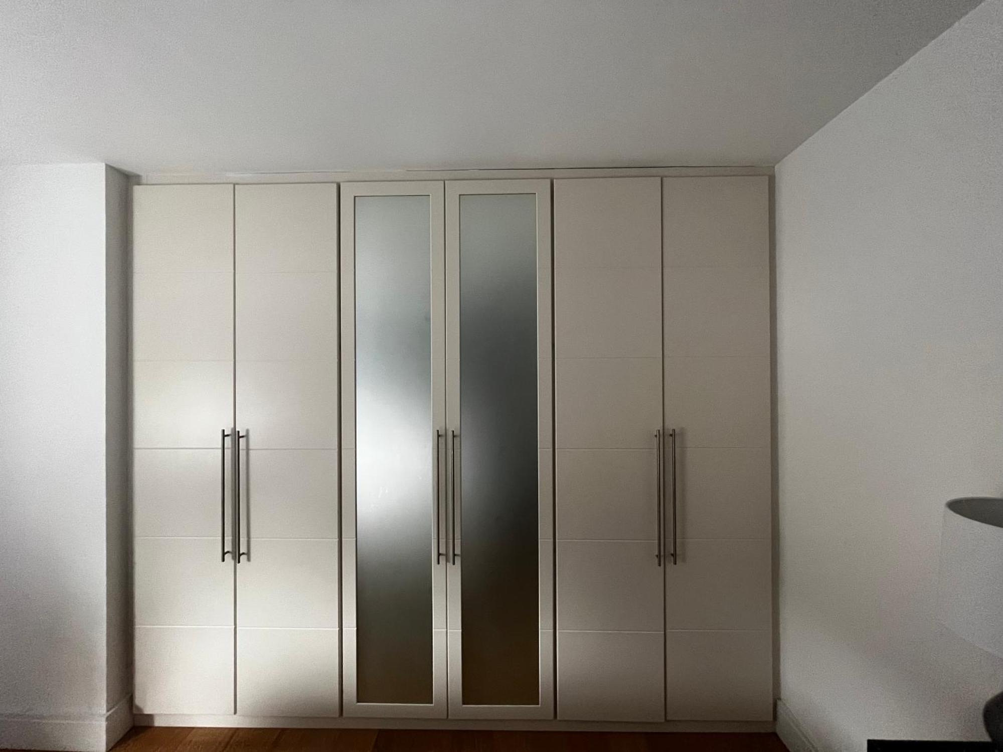 Apartment Chic & Central, 2 Kingsize Bedrooms, Spacious With Gated Private Parking Windsor