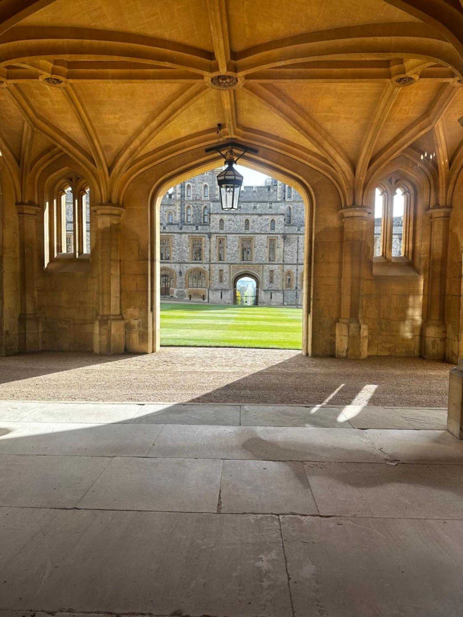 Gorgeous 1 Bedroom & Private Ensuite In With Free Parking *