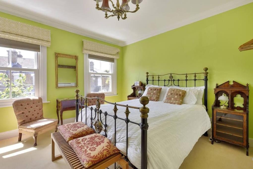 Windsor/legoland/ascot Charming 3br In Centre *
