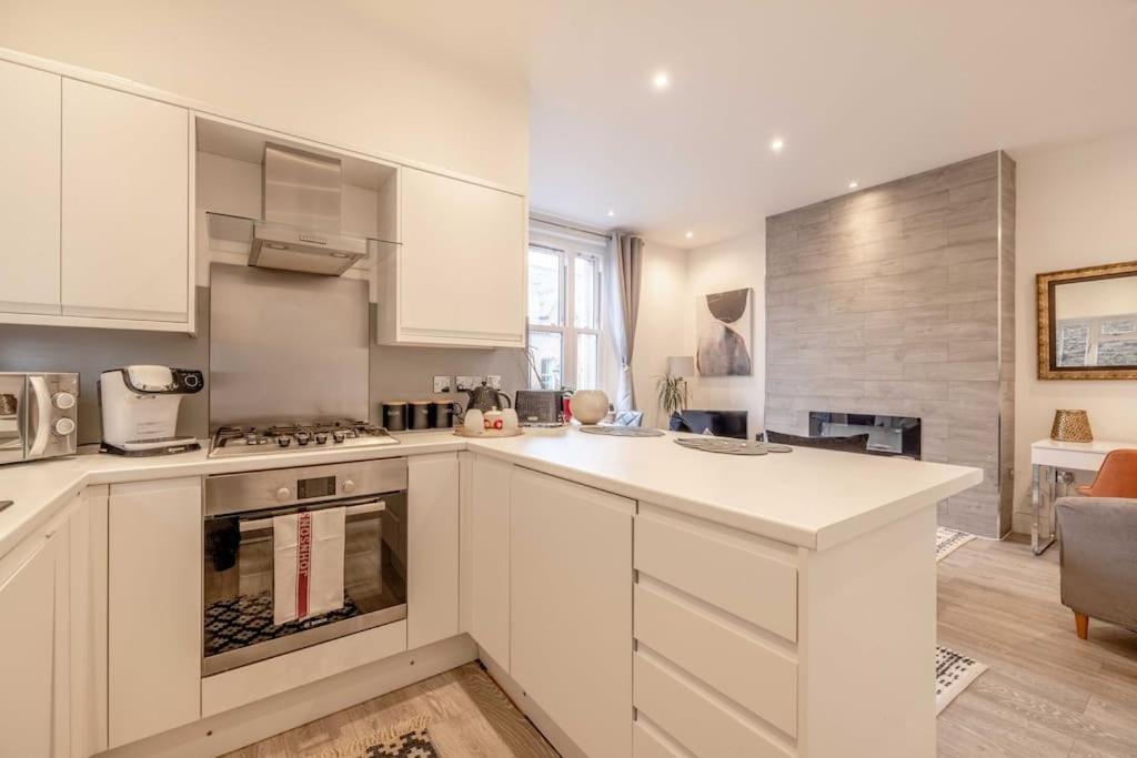 1 Bedroom Gem,shared Garden Apartment