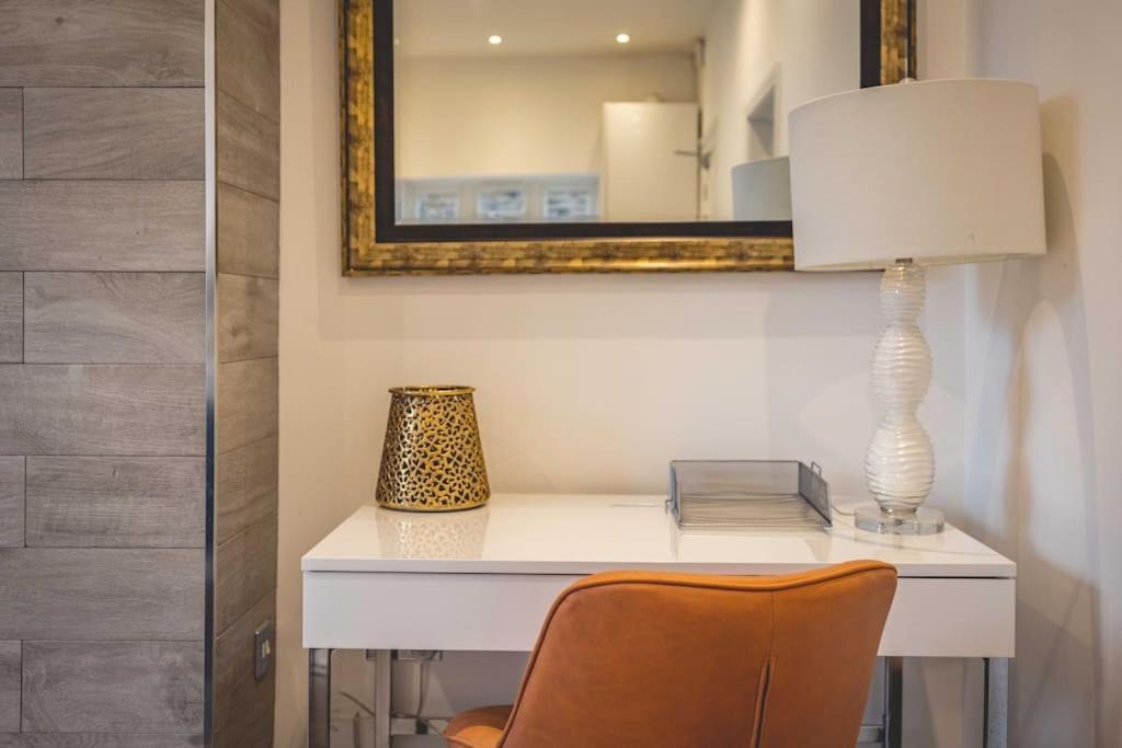 Apartment 1 Bedroom Gem,shared Garden