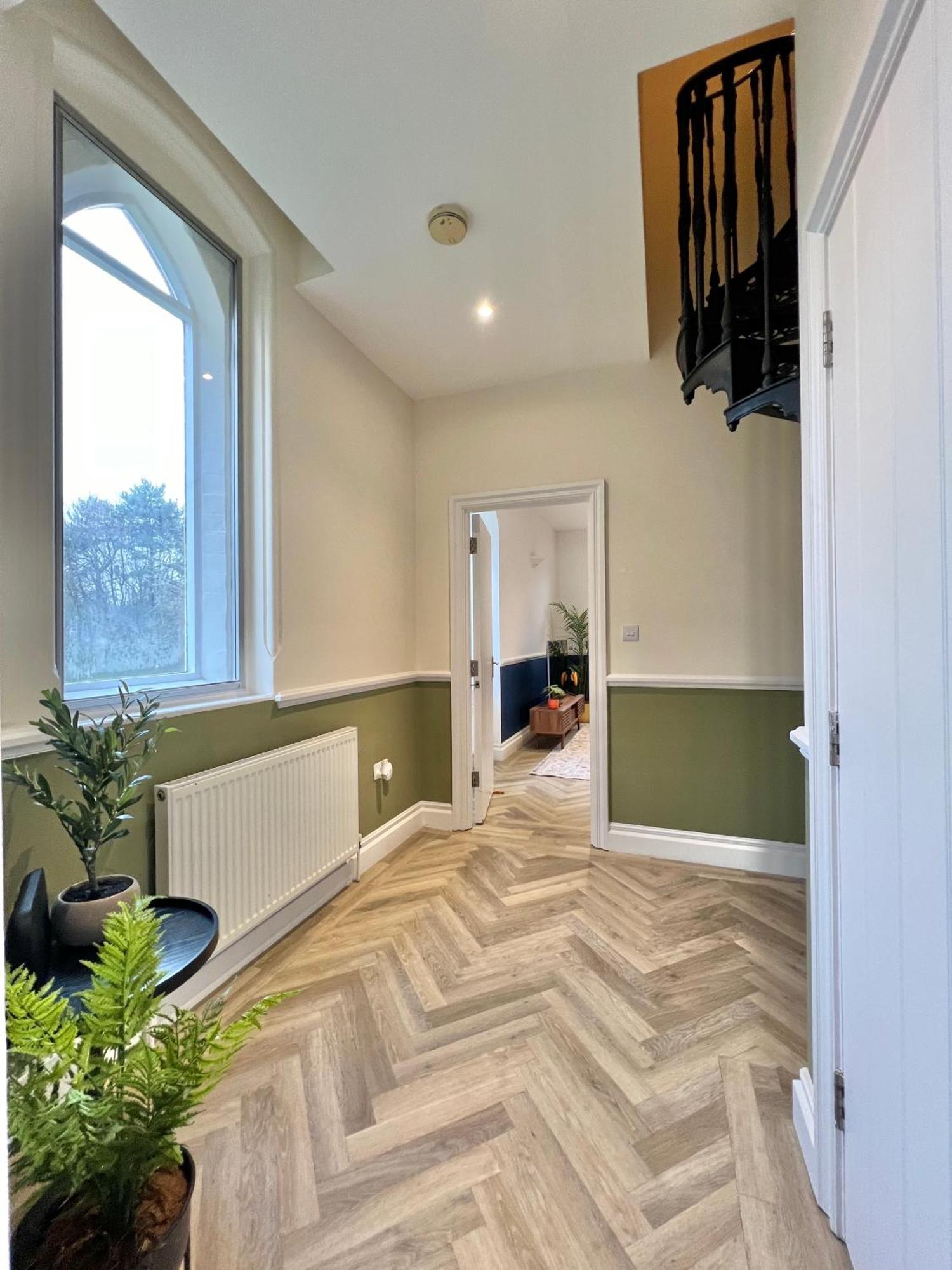 Apartamento Incredible 3 Bedrooms Home, Free Parking - A Blend Of Luxury And Character - Incredible Location - Castle, Ascot, Legoland, Heathrow Airport