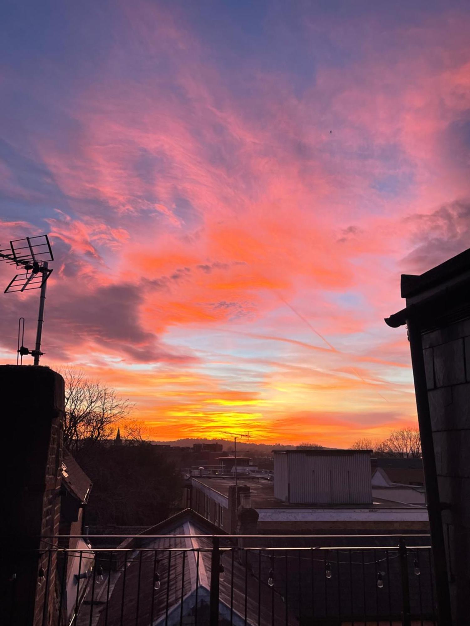 Epic Location, Views & Large Private Terrace Apartamento Windsor