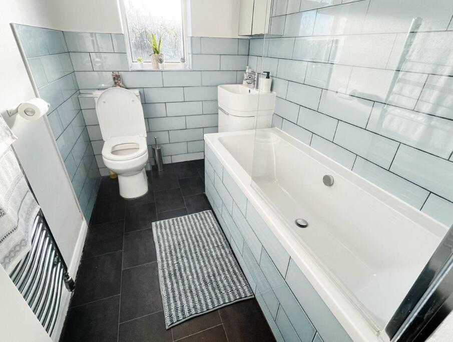 Apartment New Stylish 2-bed Retreat In
