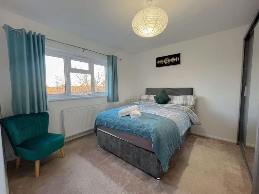 New Stylish 2-bed Retreat In *