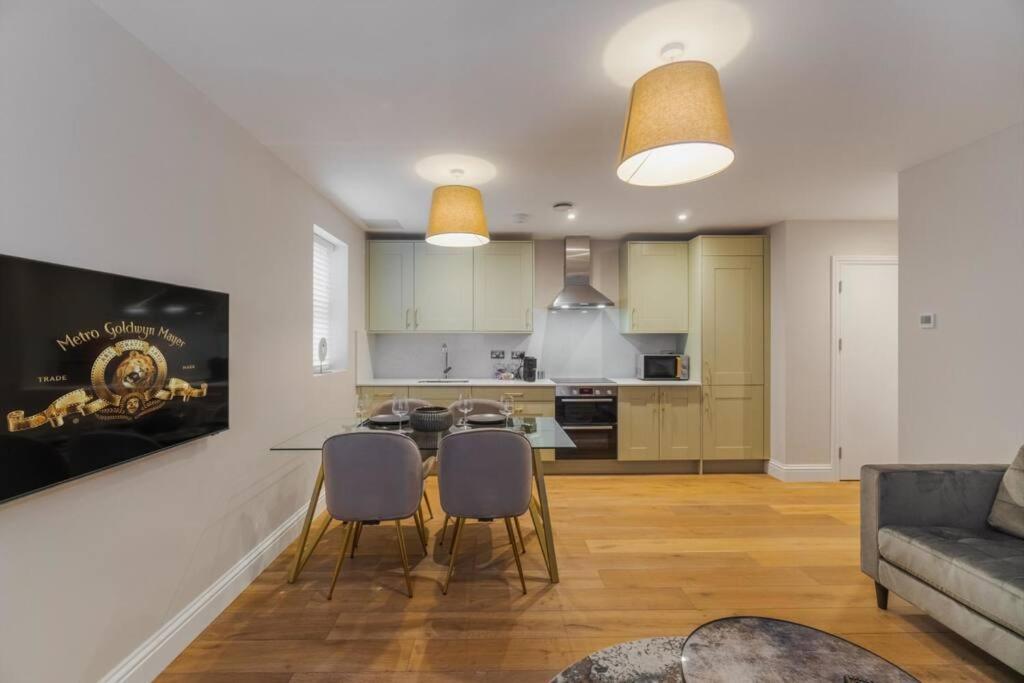 1br Gem, Private Parking *