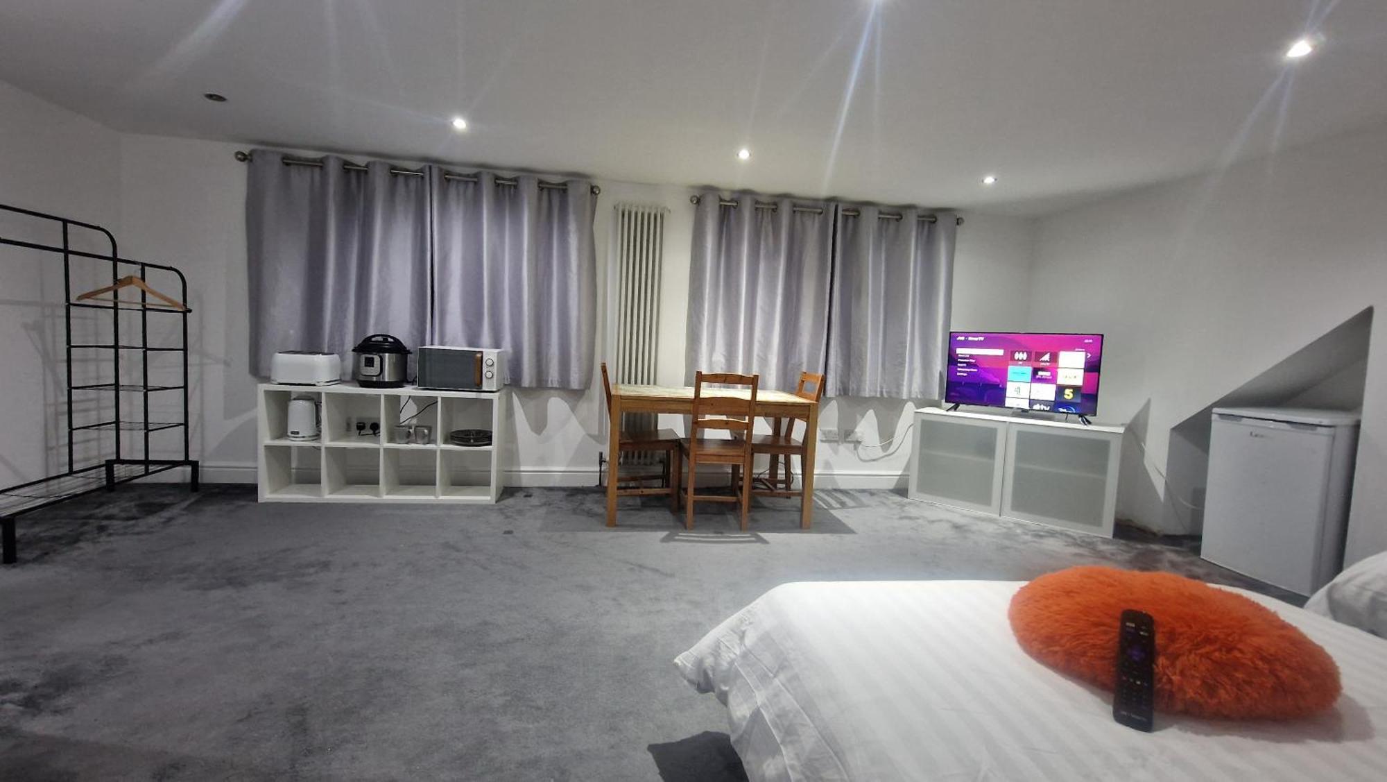 Snoozeden Westmead, Windsor Apartment *