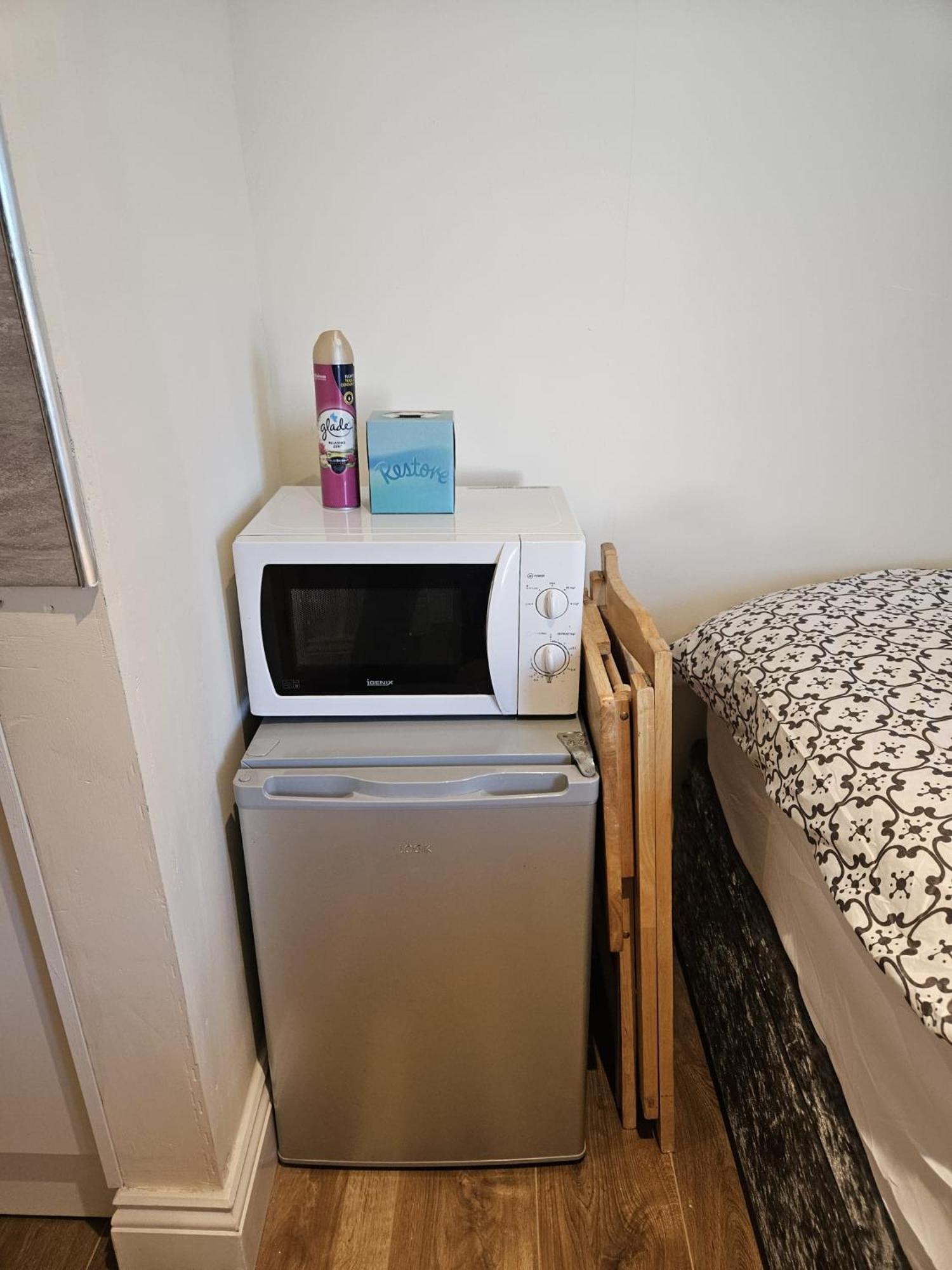 Entire En-suite In With Free Parking Windsor
