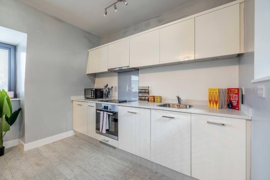 Charming 1br Near Castle * Windsor