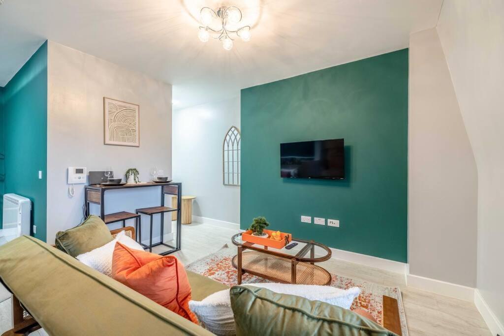 Charming 1br Near Castle Windsor