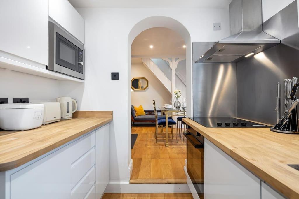 Homestay Newly Renovated 2 Bed - Long Reduce Rate *