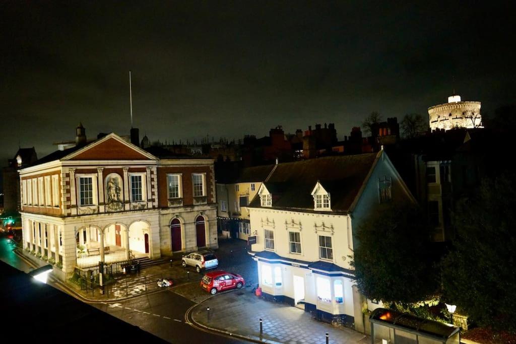 Epic Location, Views & Large Private Terrace Apartamento Windsor