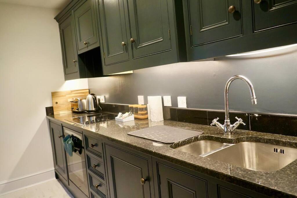 Epic Location, Views & Large Private Terrace Apartamento *