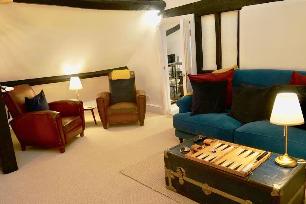 Epic Location, Views & Large Private Terrace Apartamento