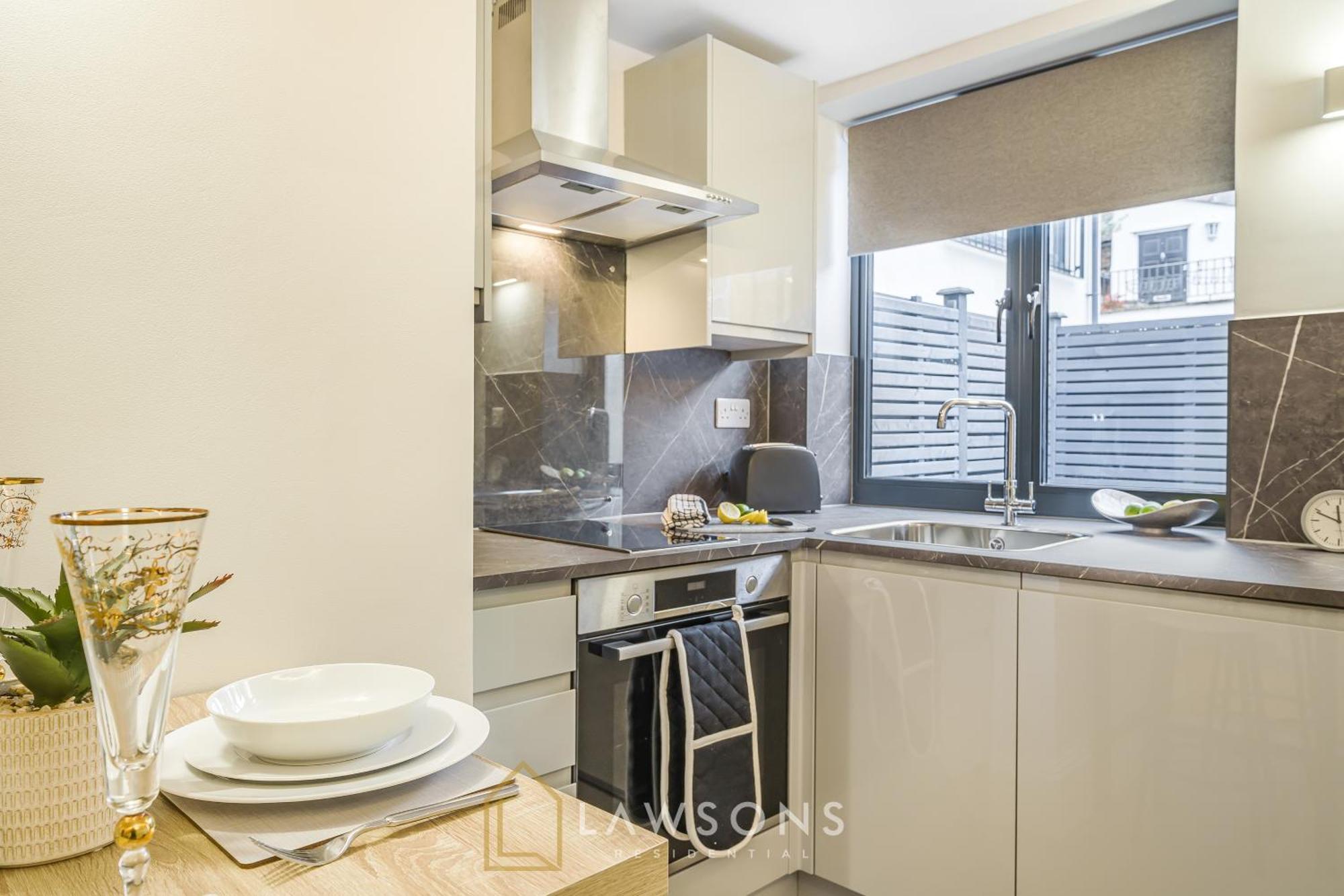 Living By Lawsons Apartment