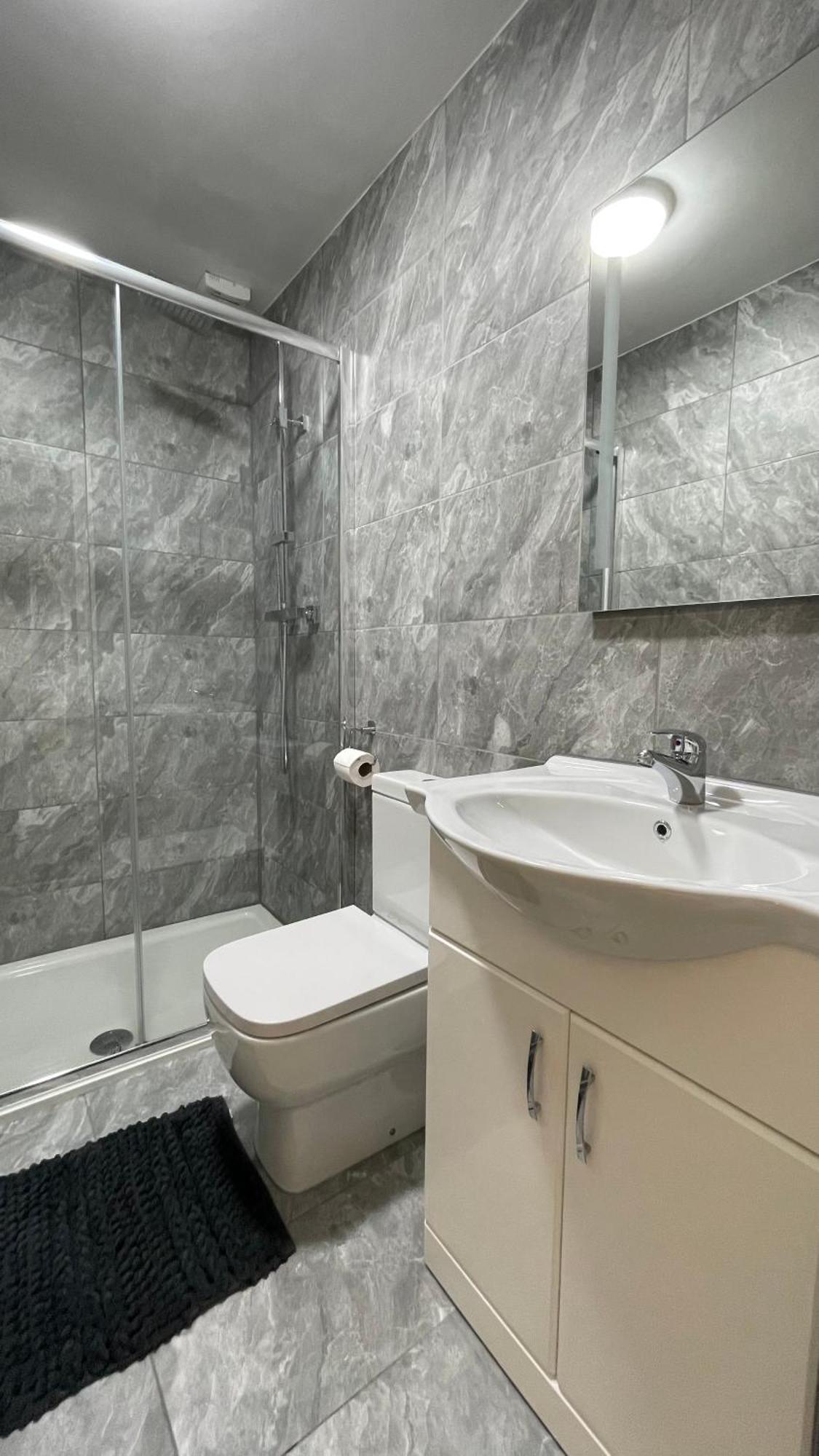 A Lovely Three Bedroom House In Holiday home