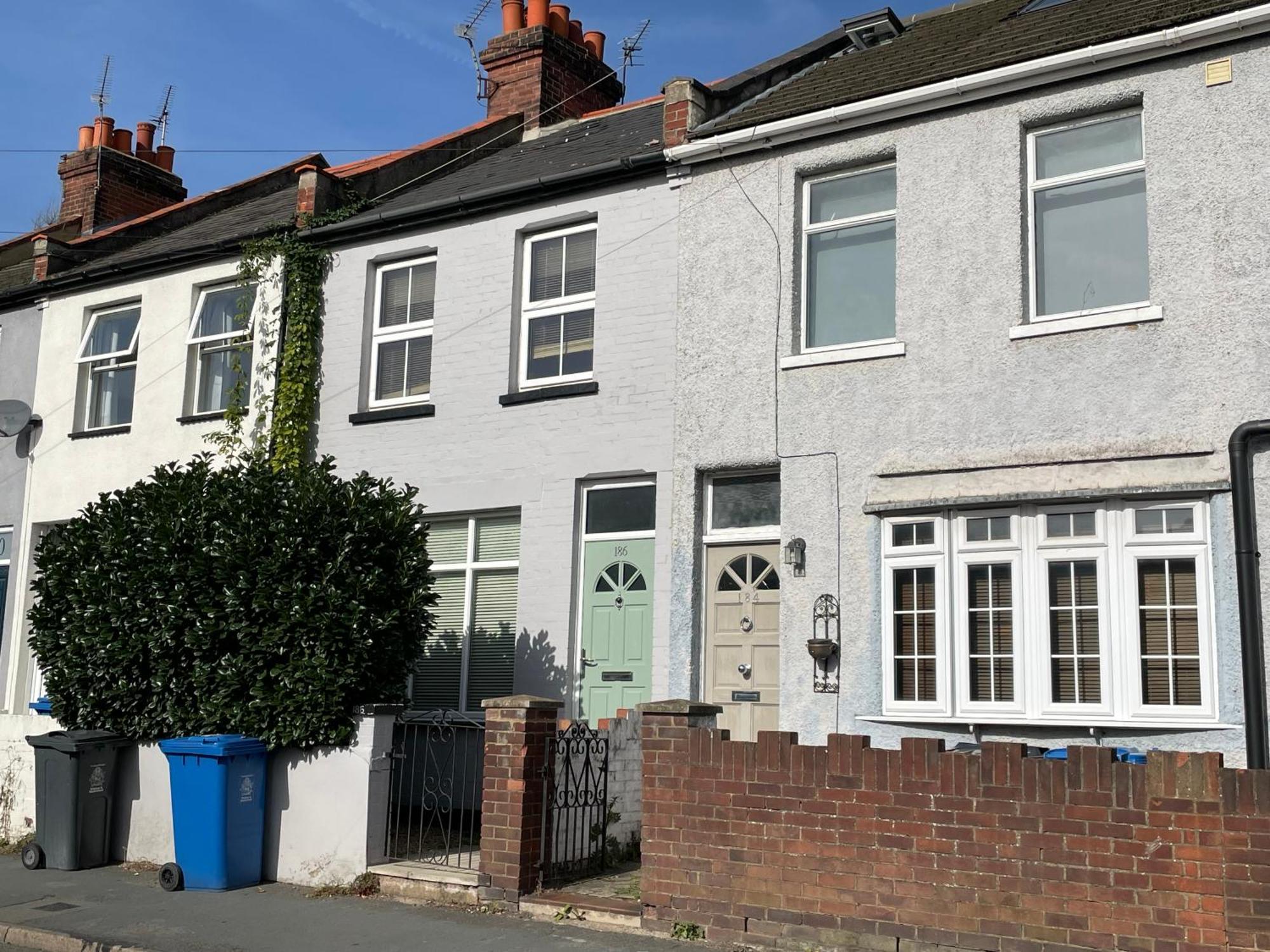 Holiday home A Lovely Three Bedroom House In