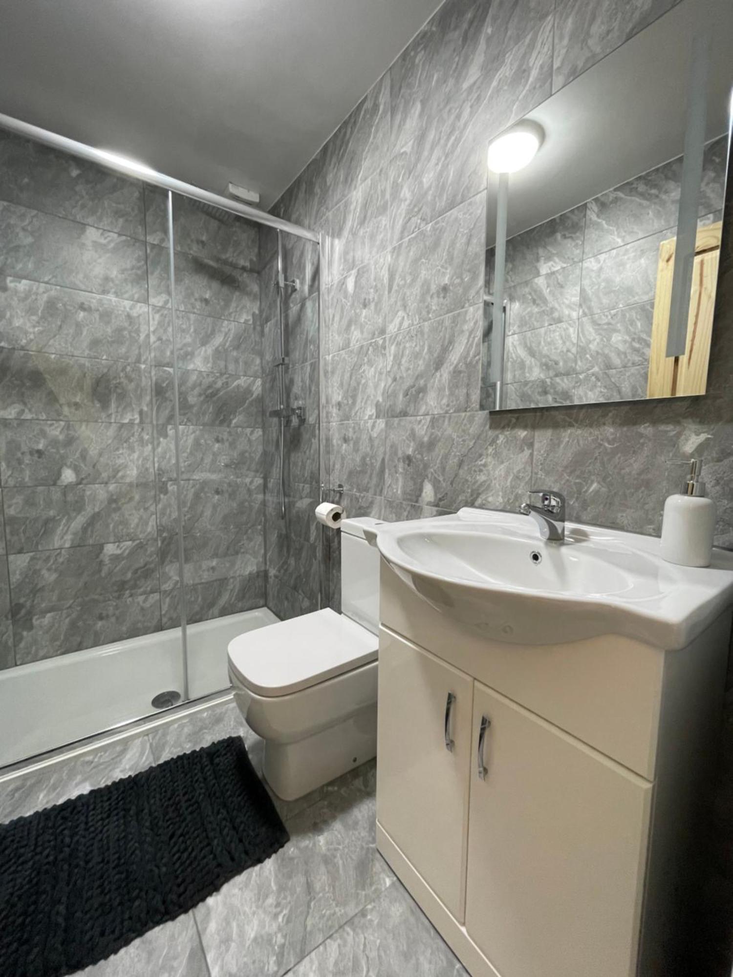 A Lovely Three Bedroom House In Holiday home *