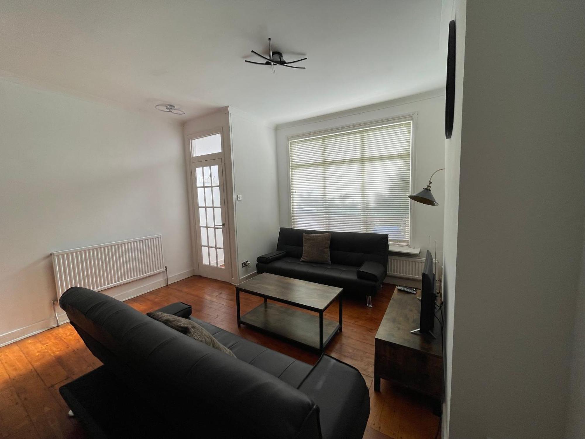 A Lovely Three Bedroom House In Holiday home Windsor