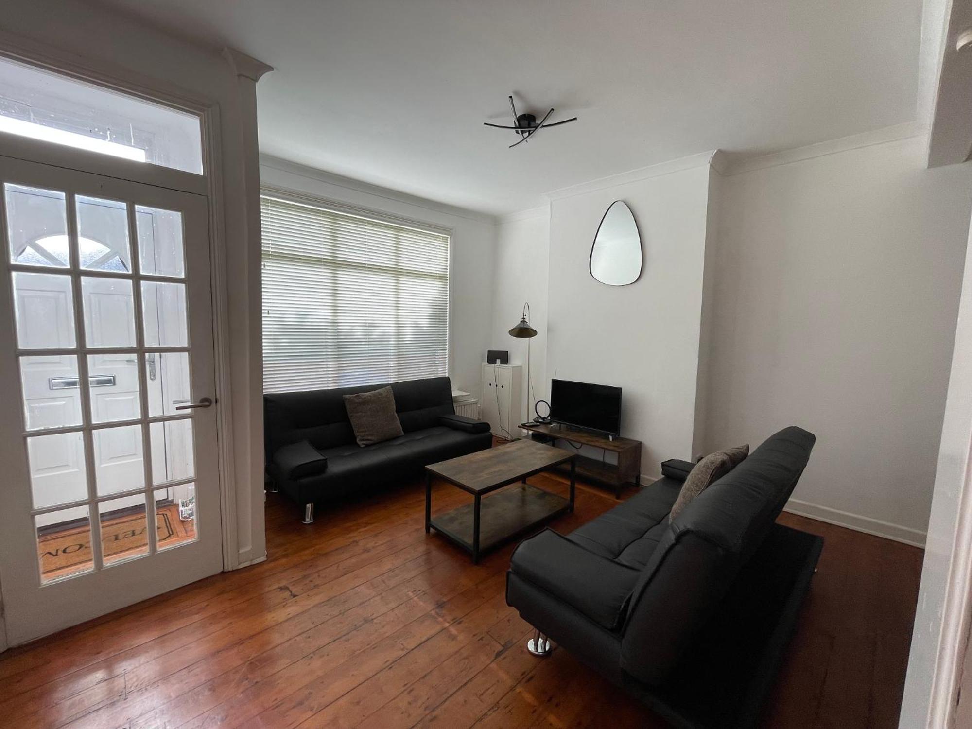 Holiday home A Lovely Three Bedroom House In *