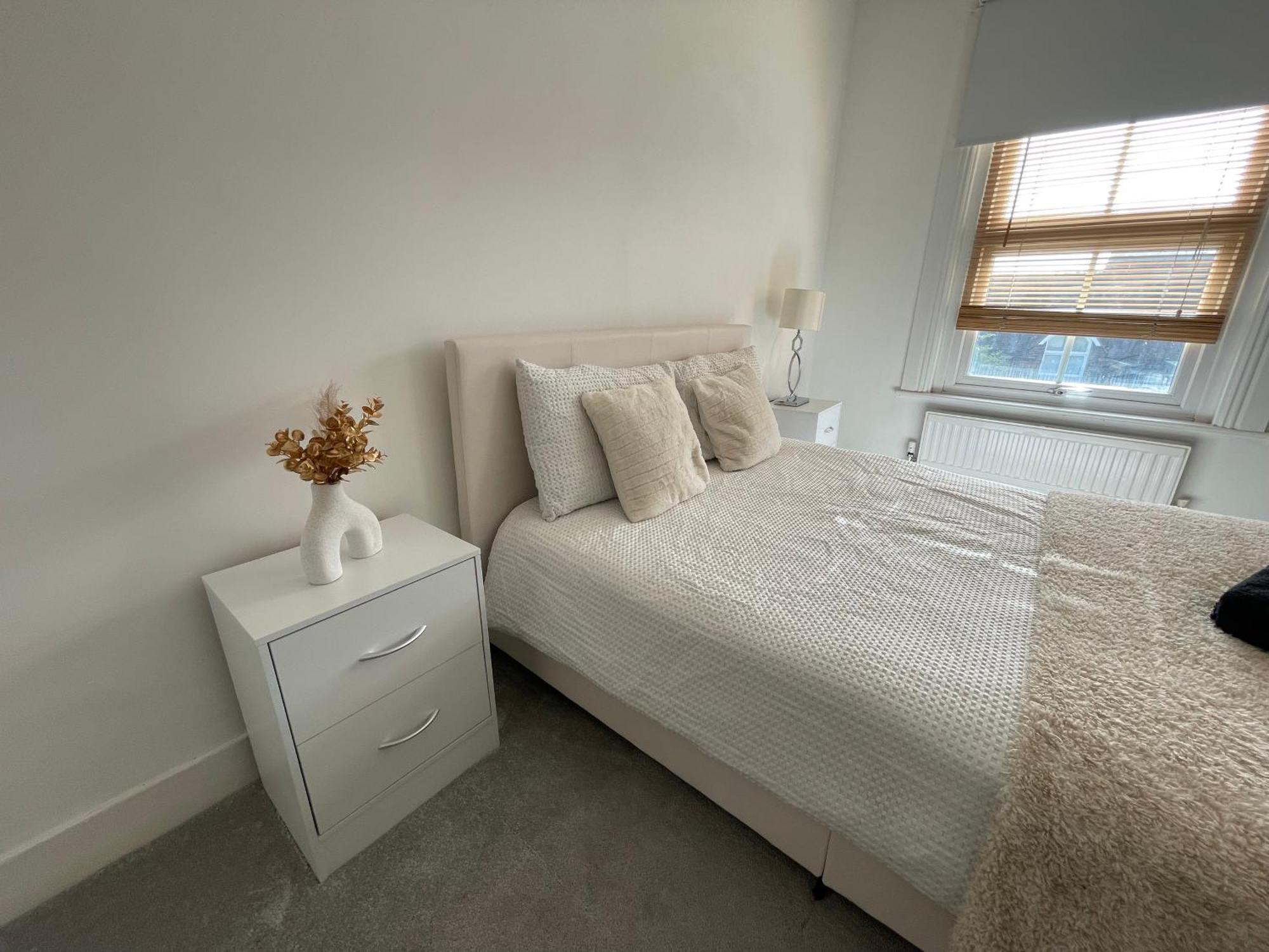 A Lovely Three Bedroom House In Holiday home *