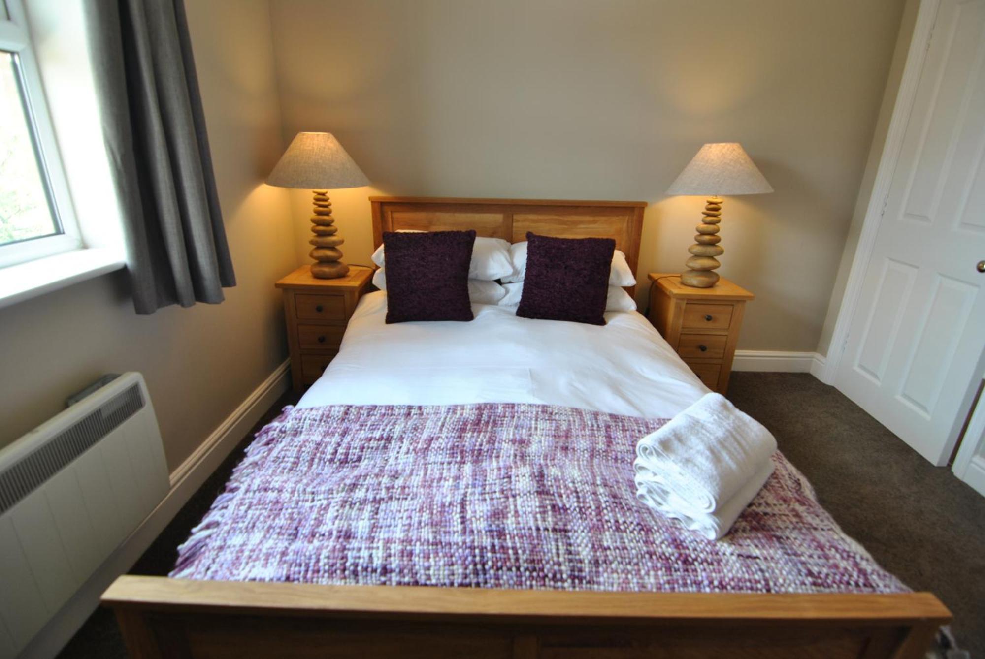Lord Raglan House 2br With Parking Apartment *