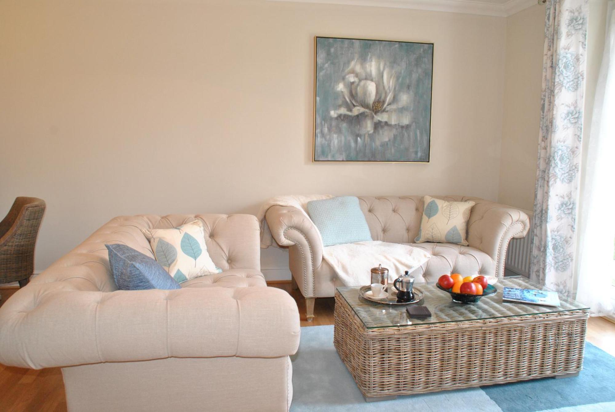 Lord Raglan House 2br With Parking Apartment Windsor