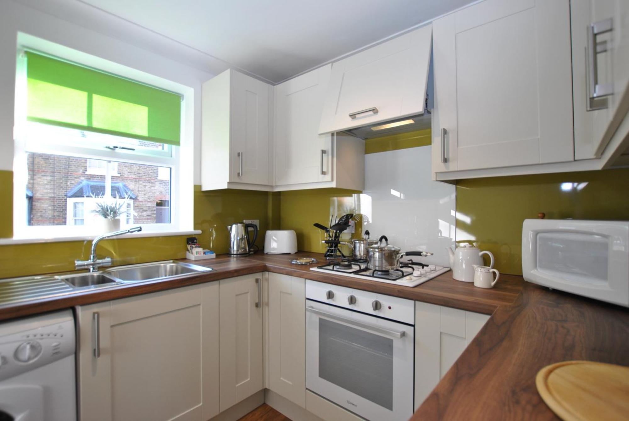 Garfield Place Cosy 2-bedroom With Parking Apartment *