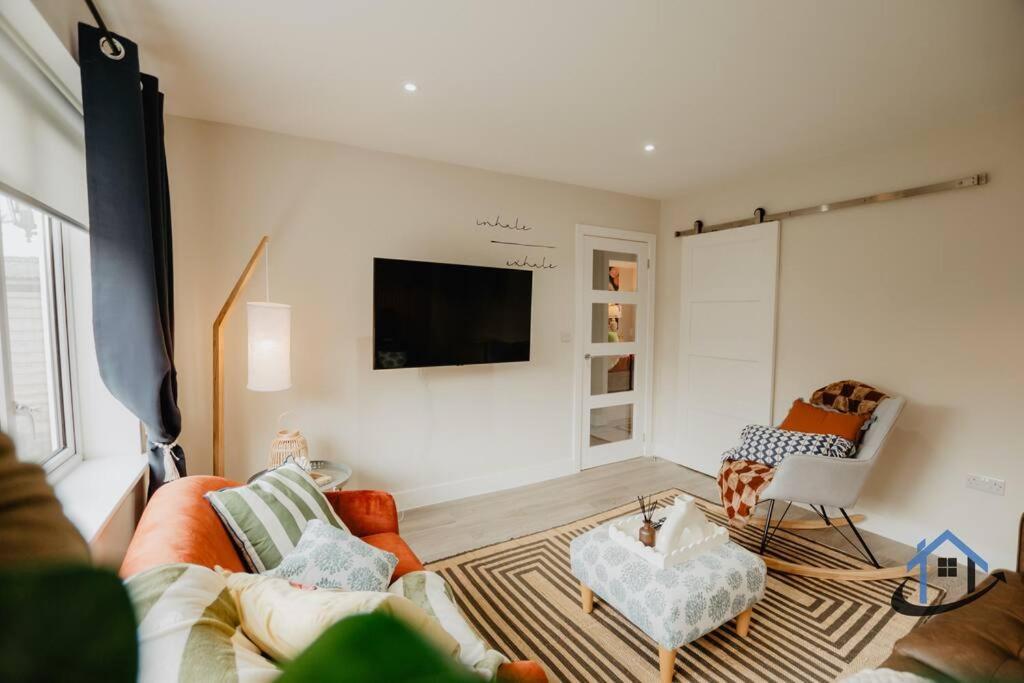 Palmer House Ground Floor With Garden Near Castle And Legoland Windsor