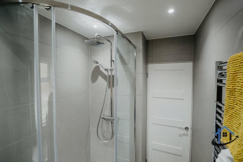 Apartment Palmer House Ground Floor With Garden Near Castle And Legoland Windsor