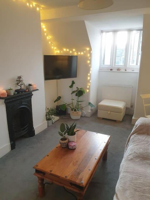 Apartment Boutique Floor