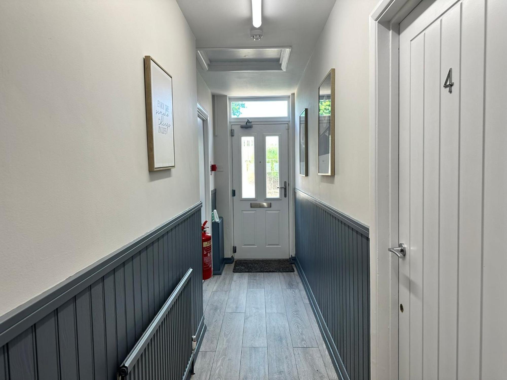 4&5 - Dedworth Road,