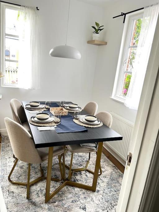 Grade Ii Listed Victorian Holiday home *