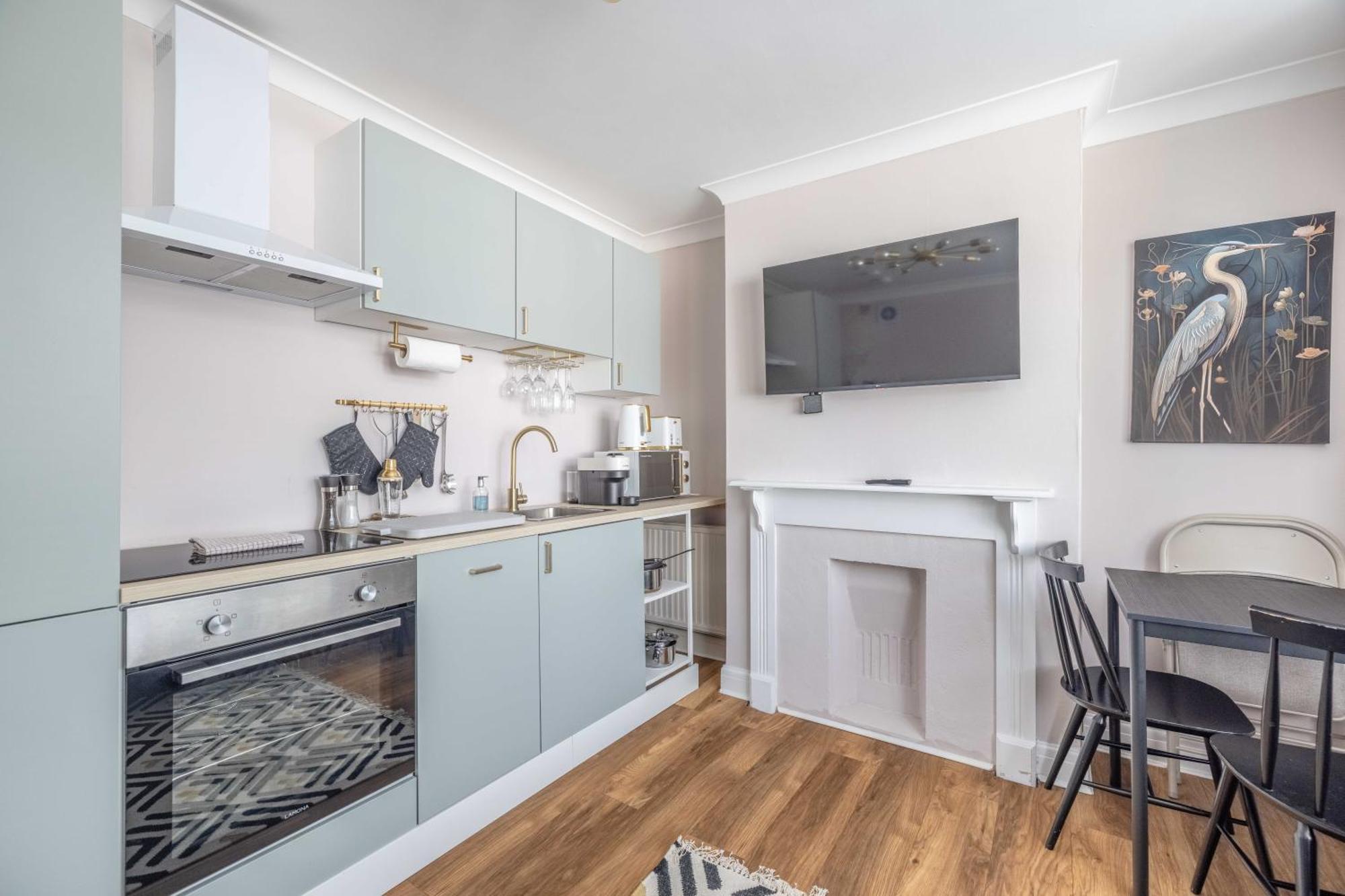Super Cool Flats In With Parking And Ev Windsor