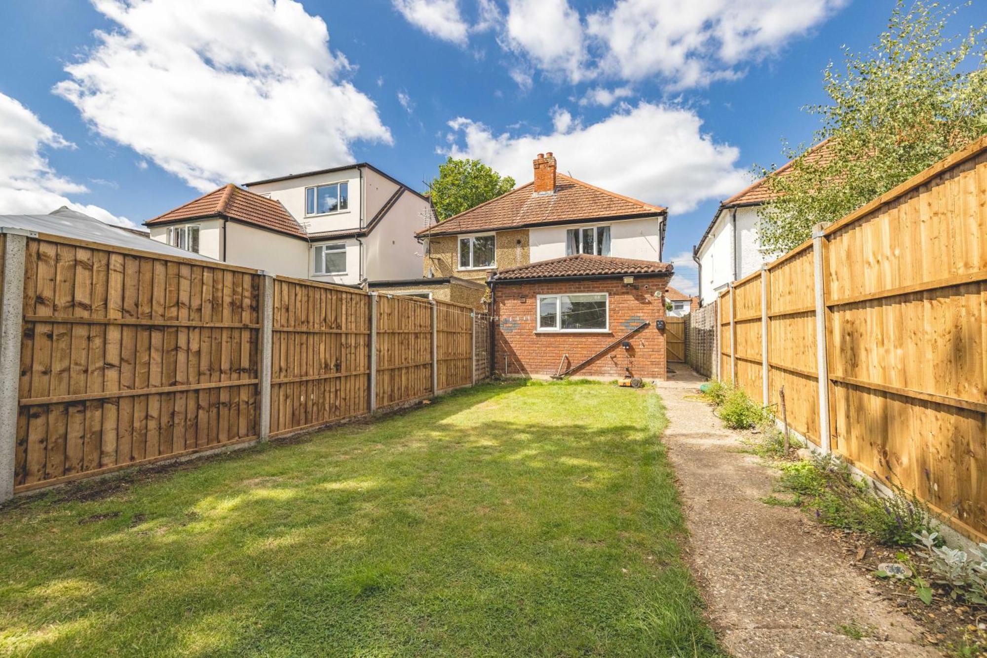 Super Cool Flats In With Parking And Ev *