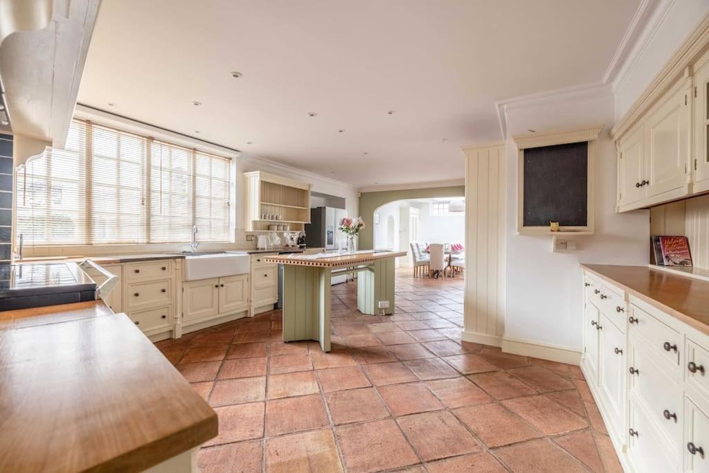 Holiday home Riverside Gem, 2 Homes, Heated Pool, Hot Tub & Sauna