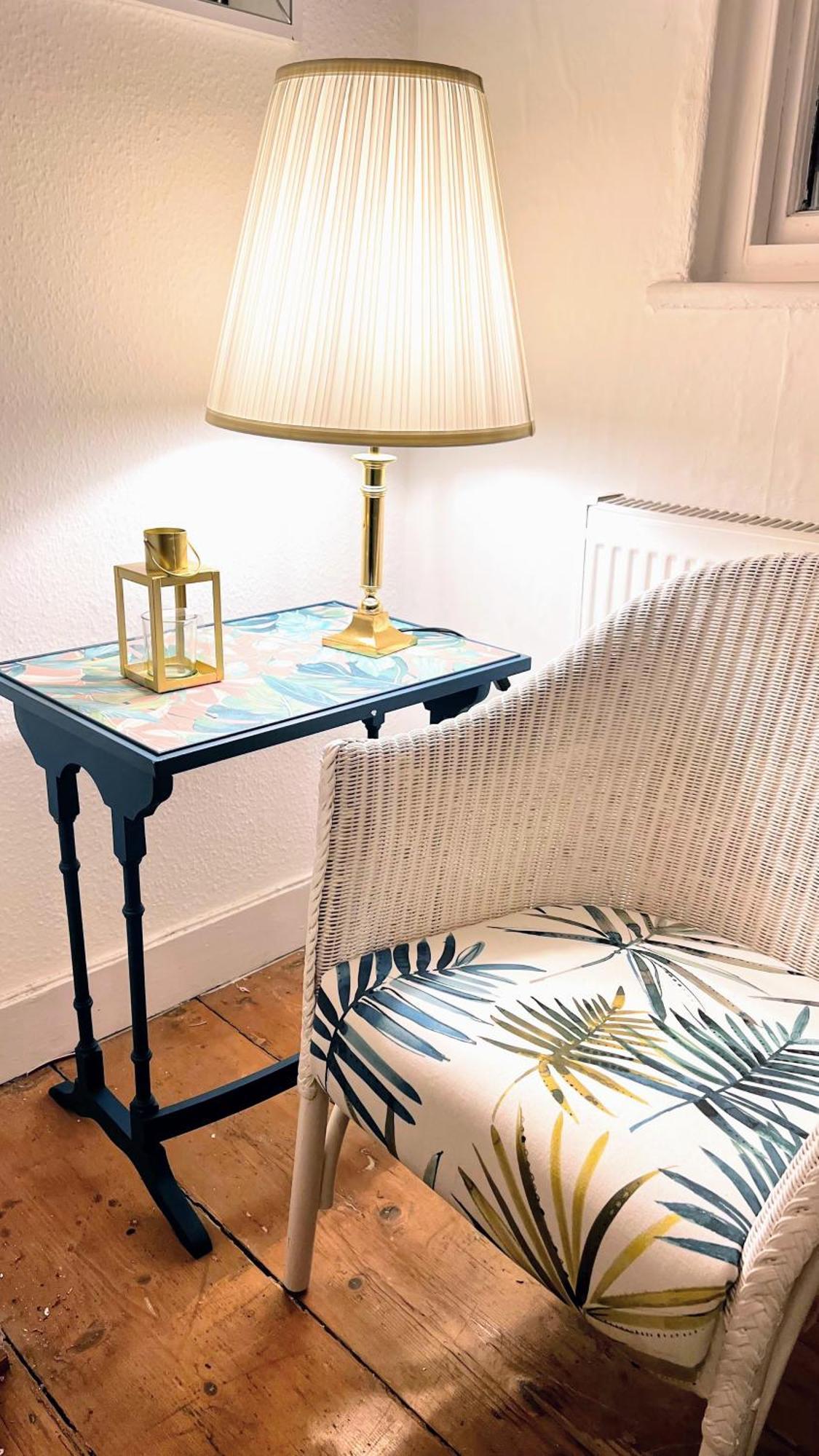 Royal Castle With Alfresco Dining And Parking Sl4 2 Bed 1 Bath Characterful