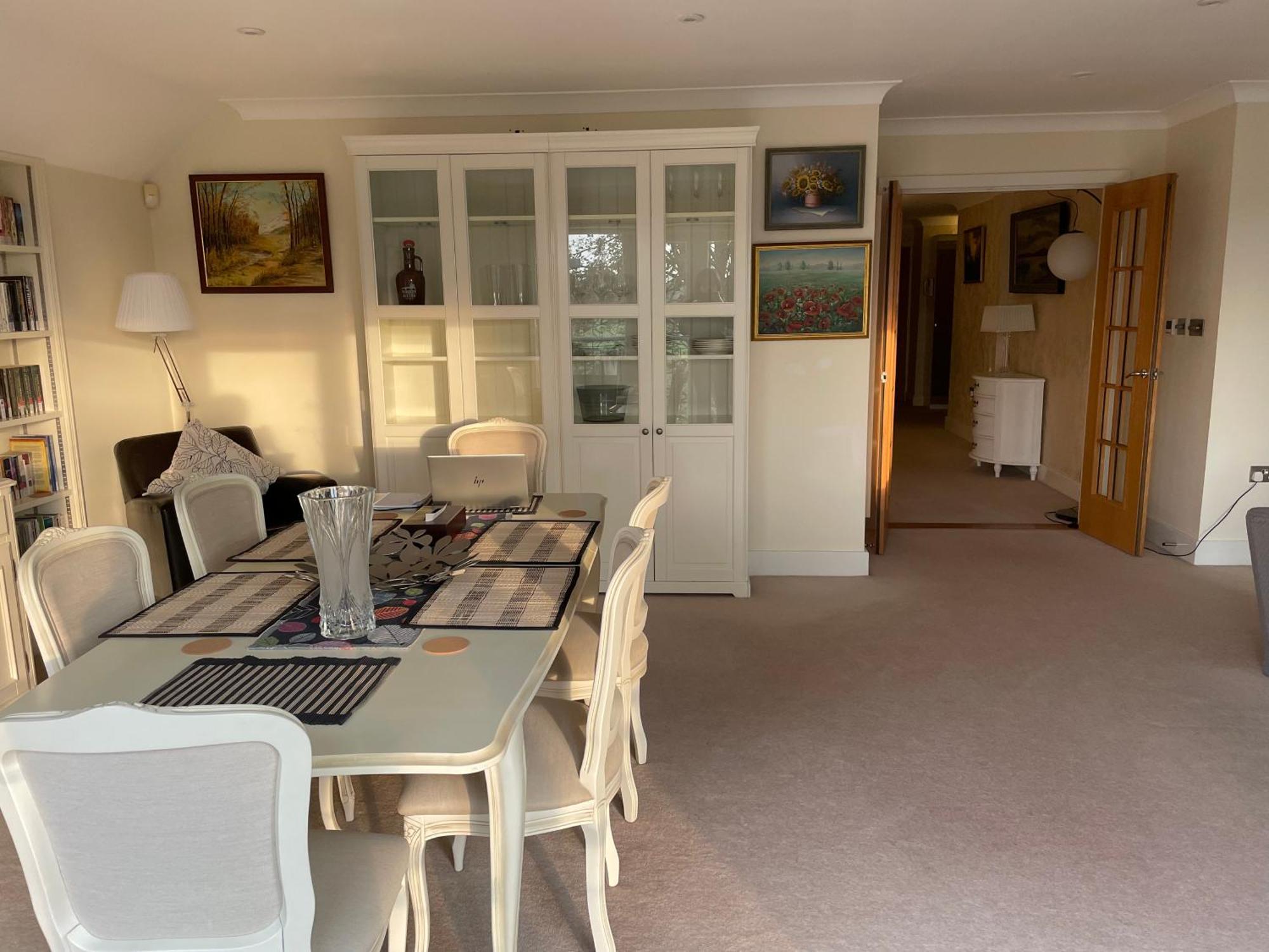 Homestay Floor En-suite Double Bedrooms With Great View Of Castle & Free Parking Windsor
