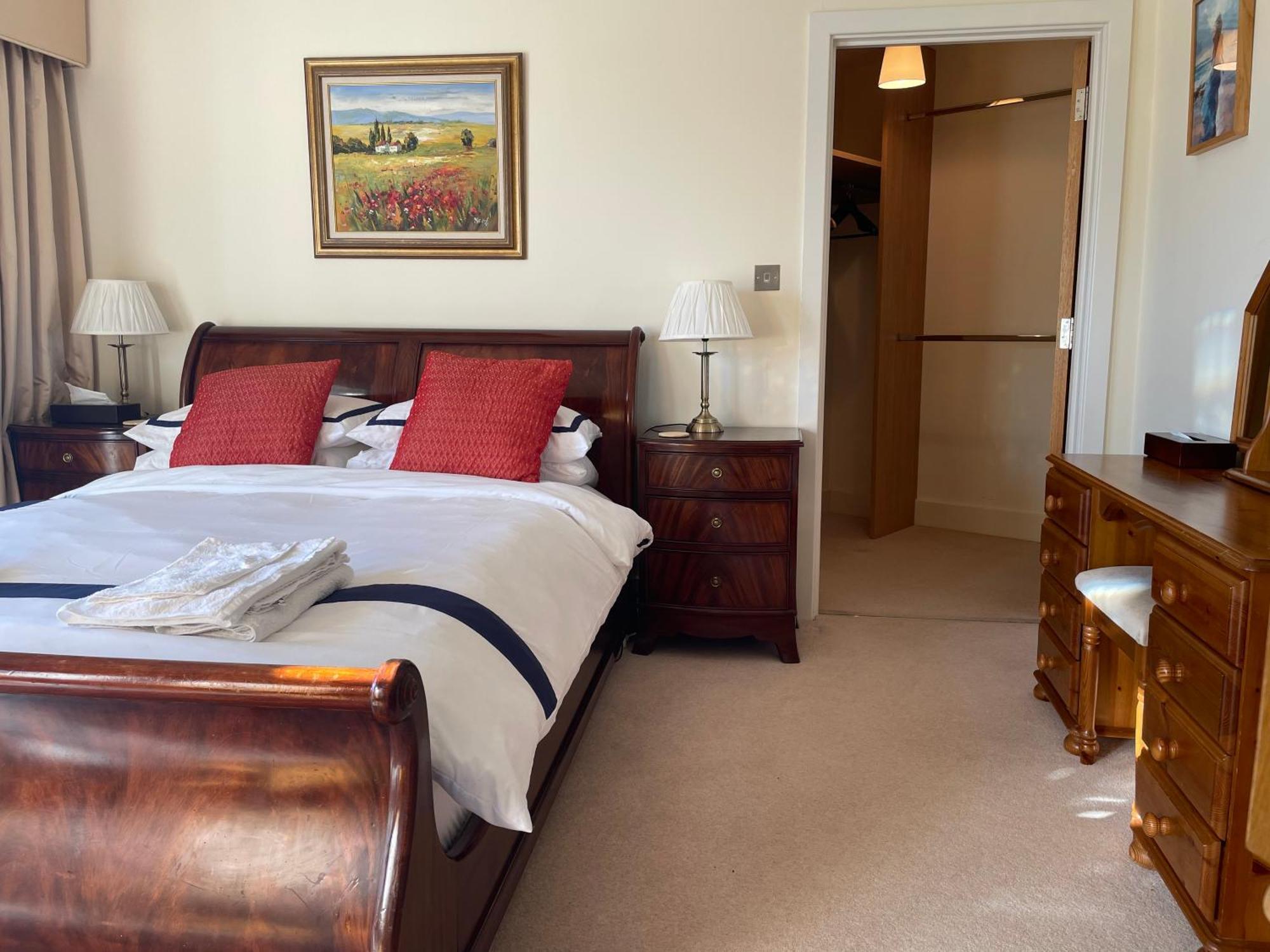 Homestay Floor En-suite Double Bedrooms With Great View Of Castle & Free Parking Windsor