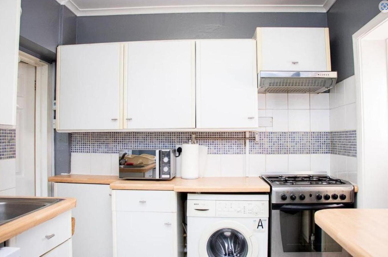 Heartwarming With Free Parking That Is Perfect For Relaxation Holiday home