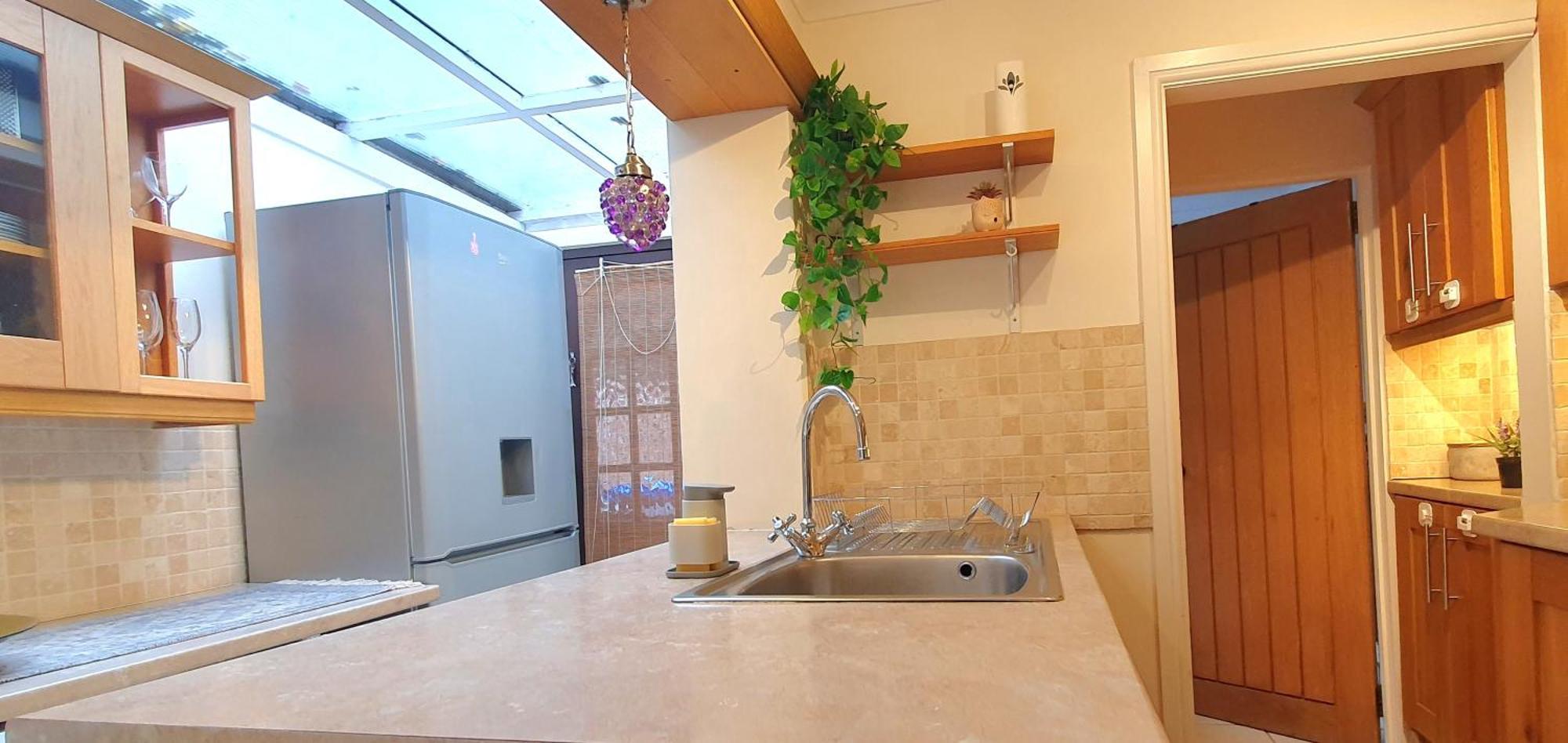 Inviting 2-bed In Holiday home *