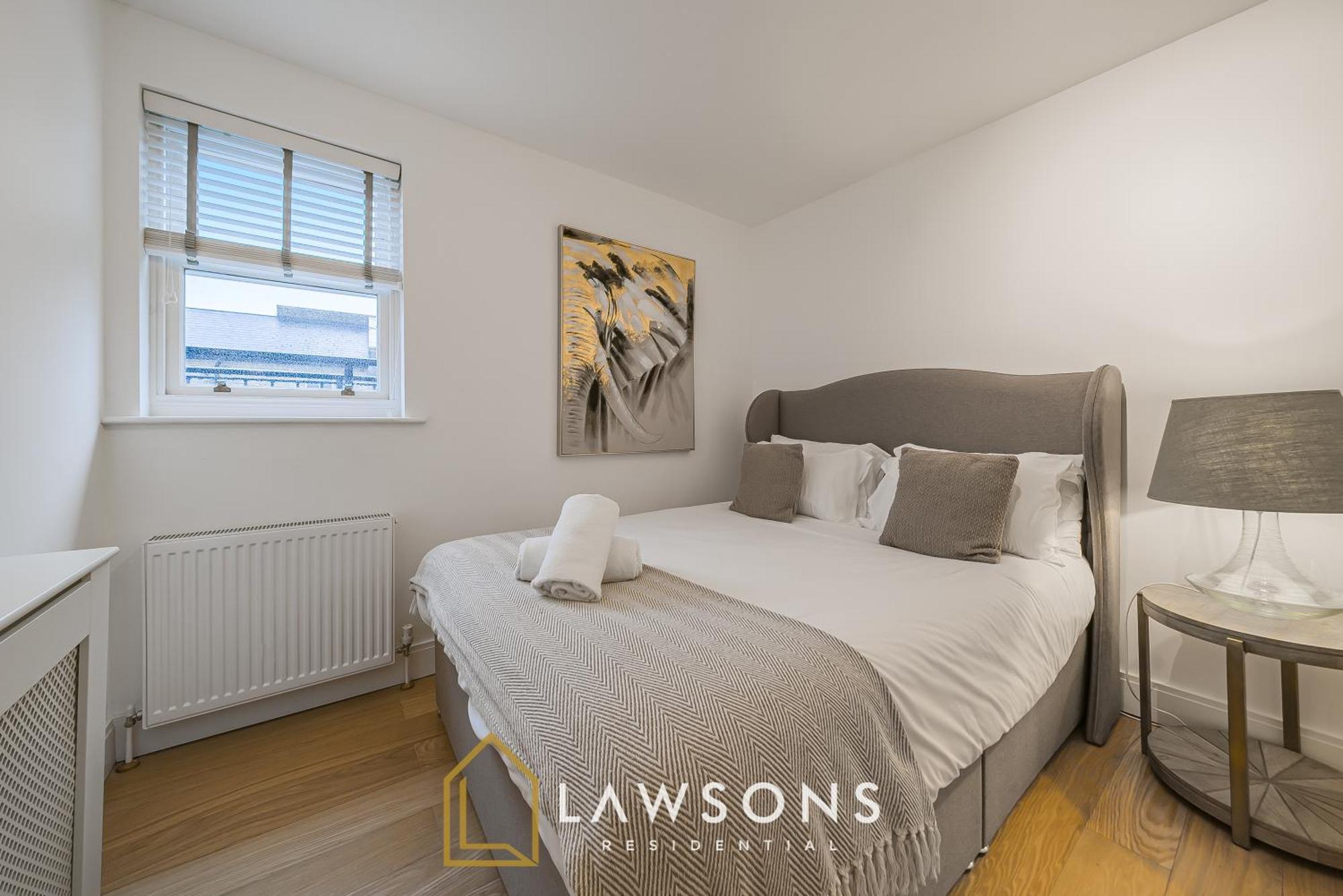 Apartment Downtown Living By Lawsons