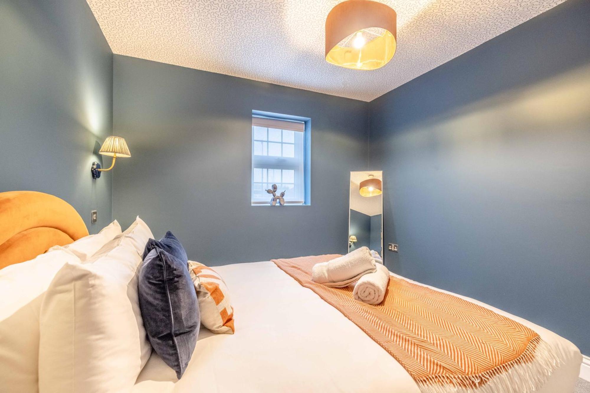 Escape In Style To With Free Parking Windsor
